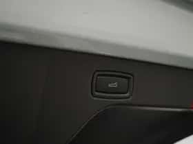 Porsche Macan (2026) thumbnail 45