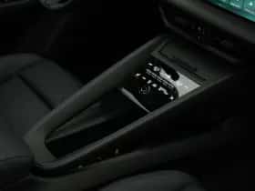 Porsche Macan (2026) thumbnail 47