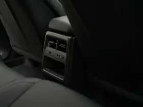 Porsche Macan (2026) thumbnail 48