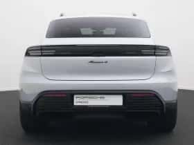 Porsche Macan (2026) thumbnail 9