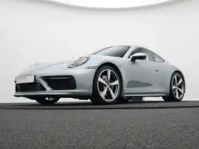 Porsche 911 (2021) thumbnail 23