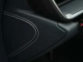 Porsche 911 (2021) thumbnail 46