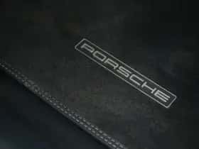 Porsche 911 (2021) thumbnail 50