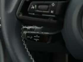 Porsche 911 (2021) thumbnail 54