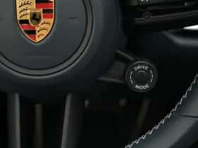 Porsche 911 (2021) thumbnail 56