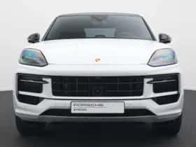 Porsche Cayenne (2024) thumbnail 12