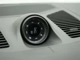 Porsche Cayenne (2024) thumbnail 32