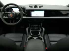 Porsche Cayenne (2024) thumbnail 7