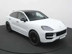 Porsche Cayenne (2024) thumbnail 9
