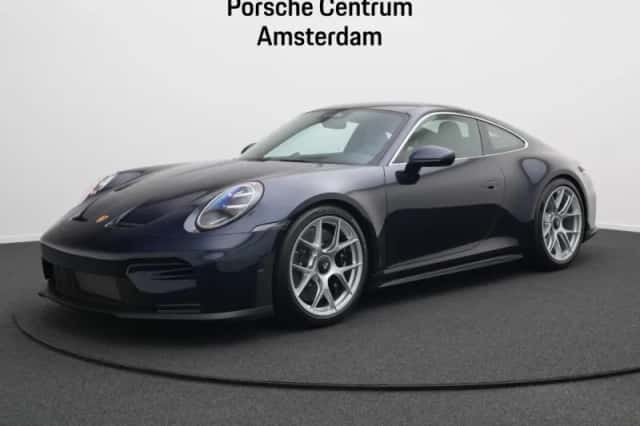 Porsche 911 (2026) thumbnail 1