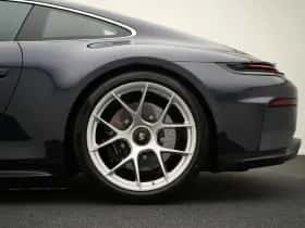 Porsche 911 (2026) thumbnail 12