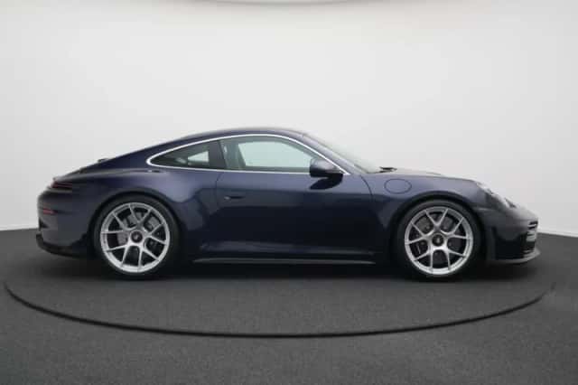 Porsche 911 (2026) thumbnail 3