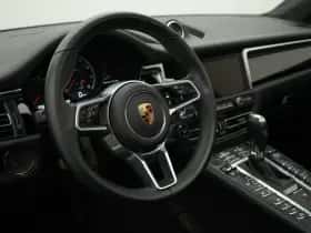 Porsche Macan (2020) thumbnail 21