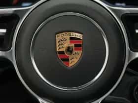 Porsche Macan (2020) thumbnail 35