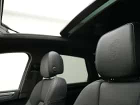 Porsche Macan (2020) thumbnail 6