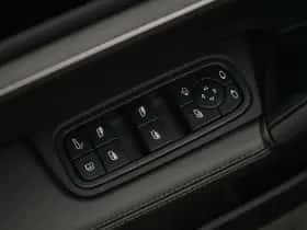 Porsche Cayenne (2025) thumbnail 17