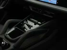 Porsche Cayenne (2025) thumbnail 46