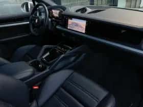 Porsche Cayenne (2024) thumbnail 29
