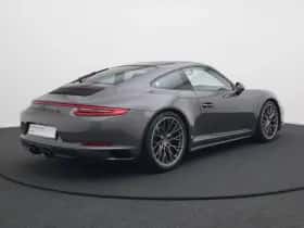Porsche 911 (2016) thumbnail 3