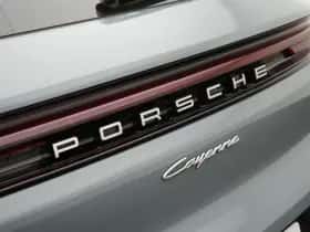 Porsche Cayenne (2023) thumbnail 11
