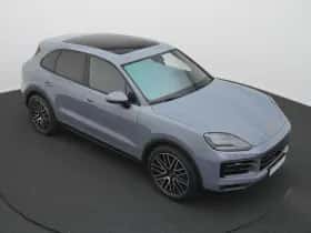 Porsche Cayenne (2023) thumbnail 25