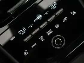 Porsche Cayenne (2023) thumbnail 39