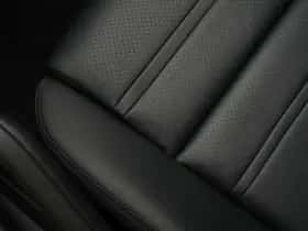 Porsche Cayenne (2023) thumbnail 42