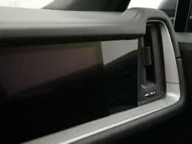 Porsche Cayenne (2023) thumbnail 43