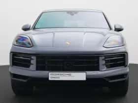 Porsche Cayenne (2023) thumbnail 10