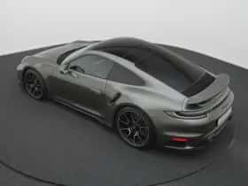 Porsche 911 (2023) thumbnail 19