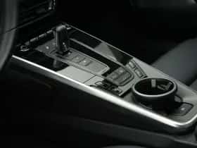 Porsche 911 (2023) thumbnail 23