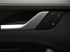 Porsche 911 (2023) thumbnail 25