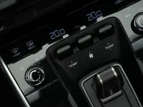 Porsche 911 (2023) thumbnail 39