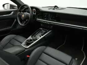 Porsche 911 (2023) thumbnail 7