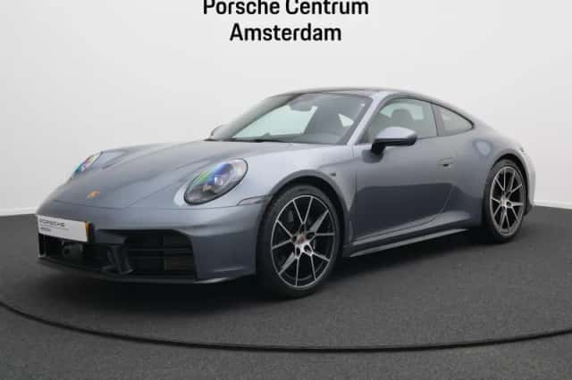 Porsche 911 (2025) thumbnail 1
