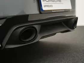 Porsche 911 (2025) thumbnail 12