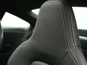 Porsche 911 (2025) thumbnail 31