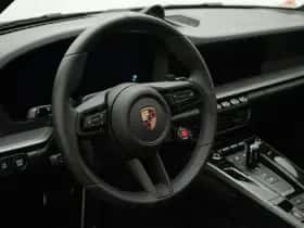 Porsche 911 (2025) thumbnail 34