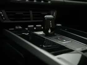 Porsche 911 (2025) thumbnail 38