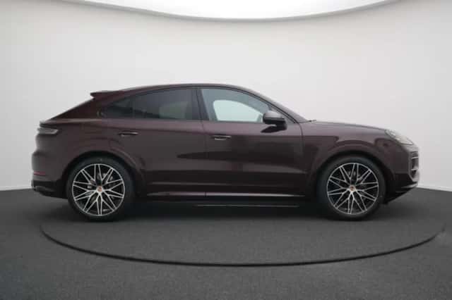 Porsche Cayenne (2026) thumbnail 5