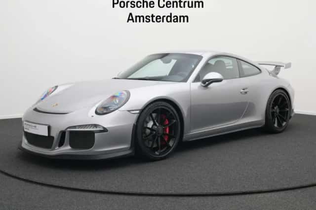 Porsche 911 (2015) thumbnail 1