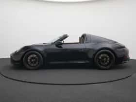 Porsche 911 (2026) thumbnail 2