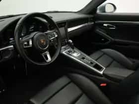 Porsche 911 (2016) thumbnail 23