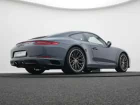 Porsche 911 (2016) thumbnail 24