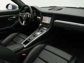Porsche 911 (2016) thumbnail 33