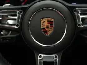 Porsche 911 (2016) thumbnail 40