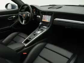 Porsche 911 (2016) thumbnail 6