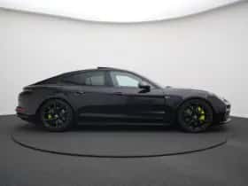 Porsche Panamera (2024) thumbnail 2