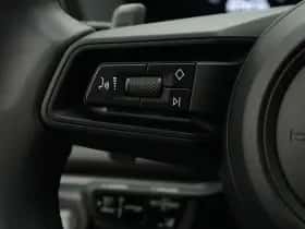 Porsche Panamera (2024) thumbnail 38