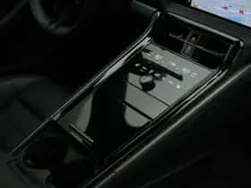 Porsche Panamera (2024) thumbnail 45